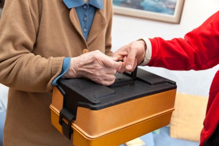 Bando per l’istituzione dell’Albo soggetti Fornitori accreditati a svolgere il Servizio Pasti a Domicilio nei Comuni dell’Ambito Plus